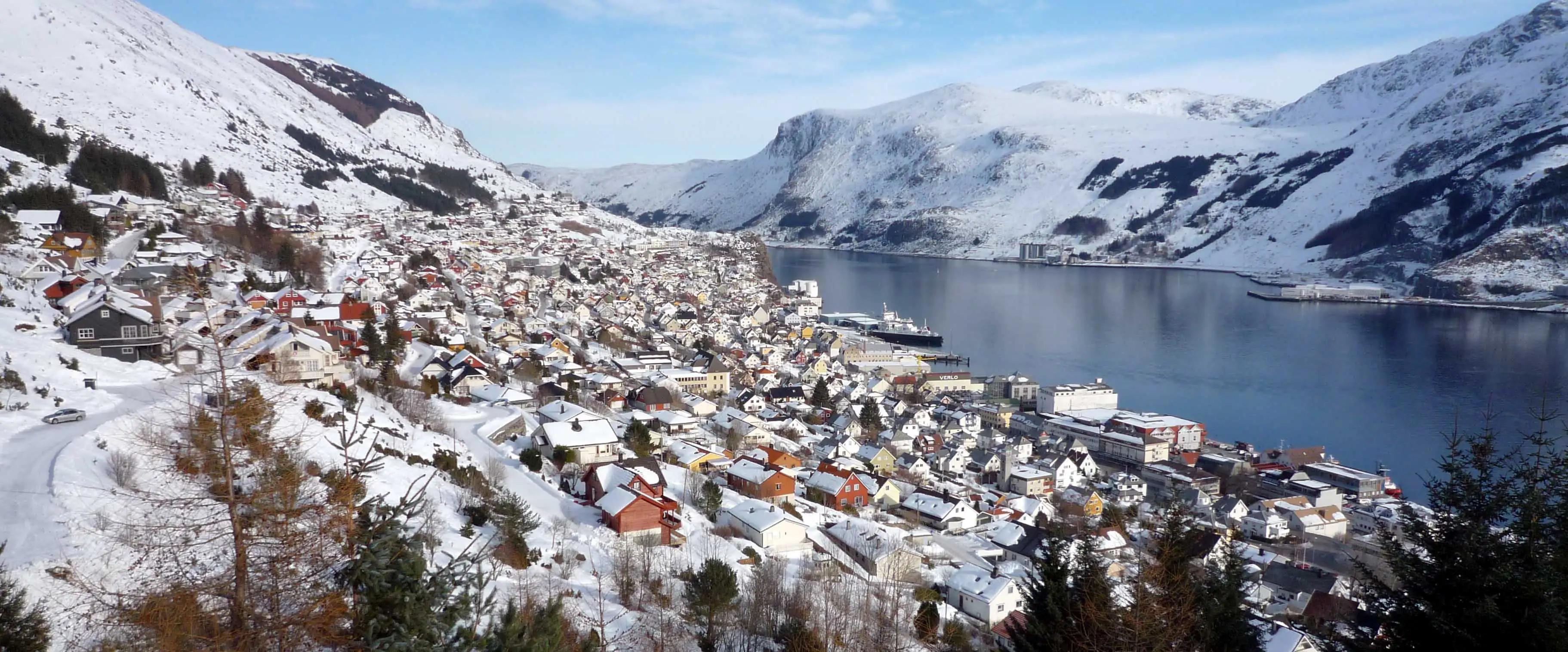 Måløy sous la neige en hiver - Norvège