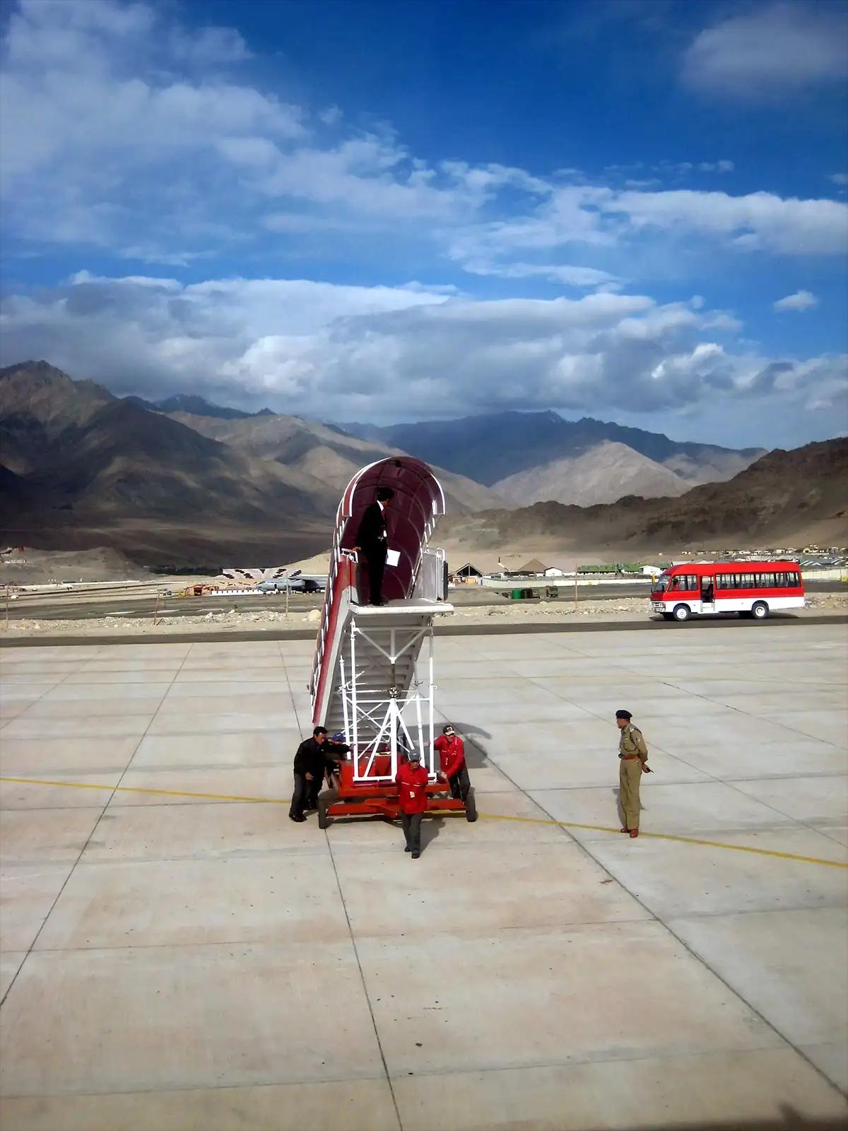Arrivée à l’aéroport de Leh au Ladakh indien