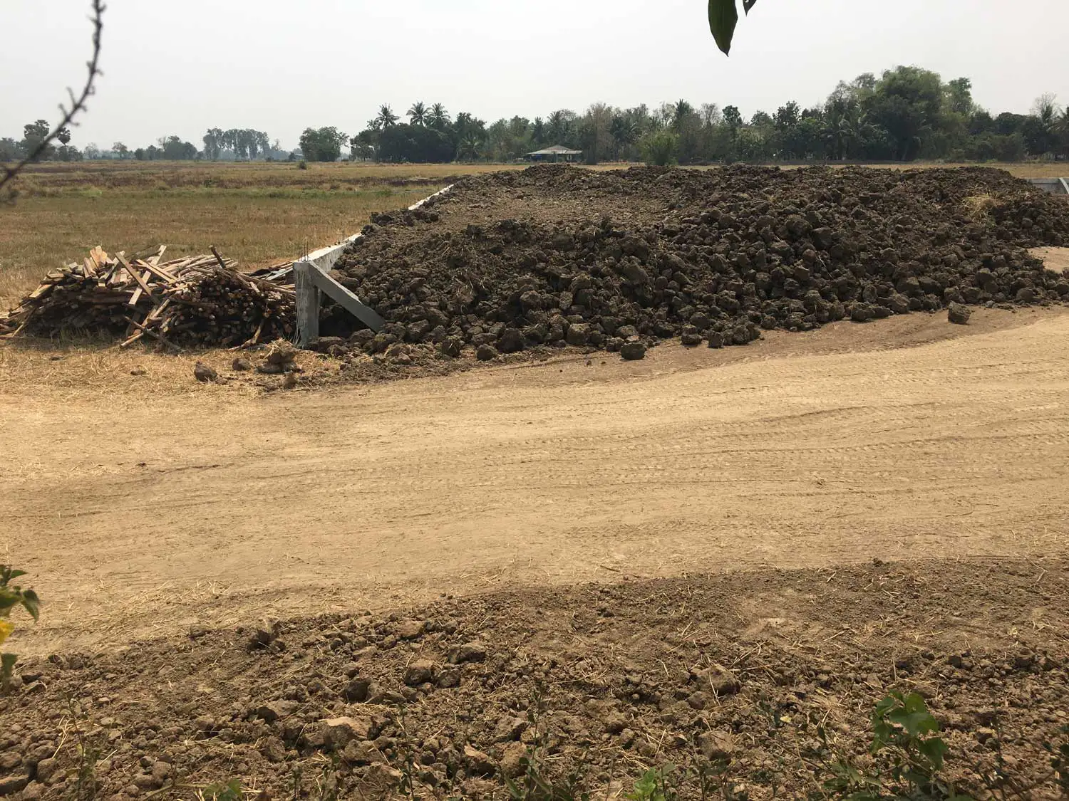 Terrain en cours de remblais